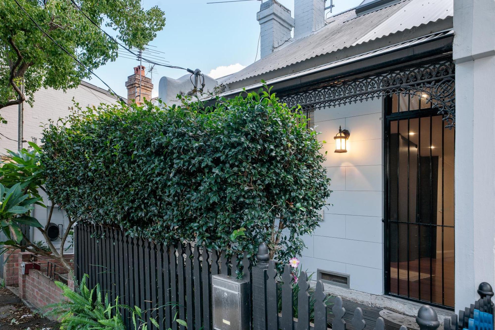 Spacious Glebe Luxe House 2br, 2ba, Free Lockable Parking And Entertainer's Kitchen Ferienhaus